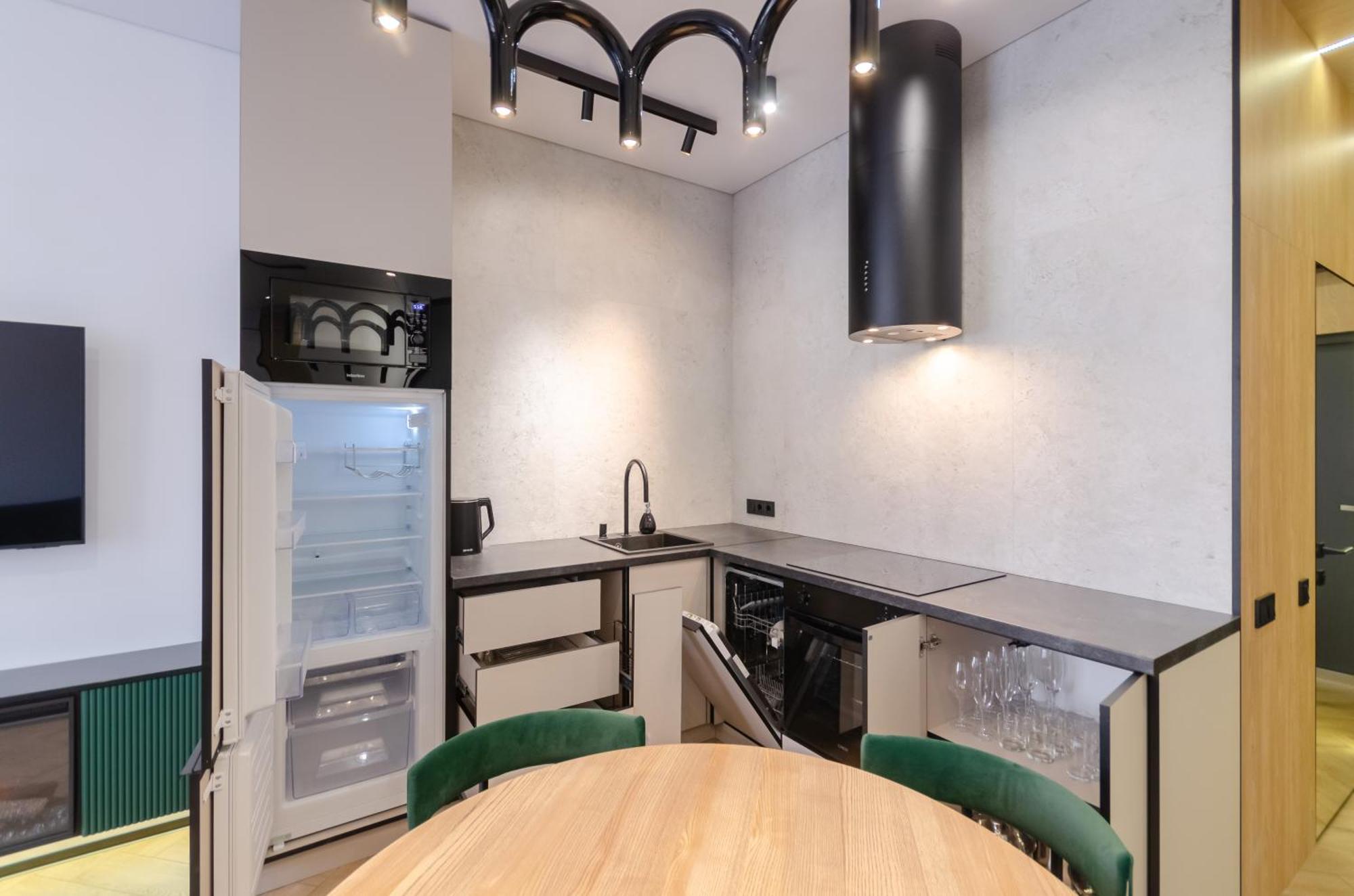 Petrovdom 02-76B Luxury Living In Rc Pechersk Plaza, Mykhaila Boichuka 19-А เคียฟ ภายนอก รูปภาพ