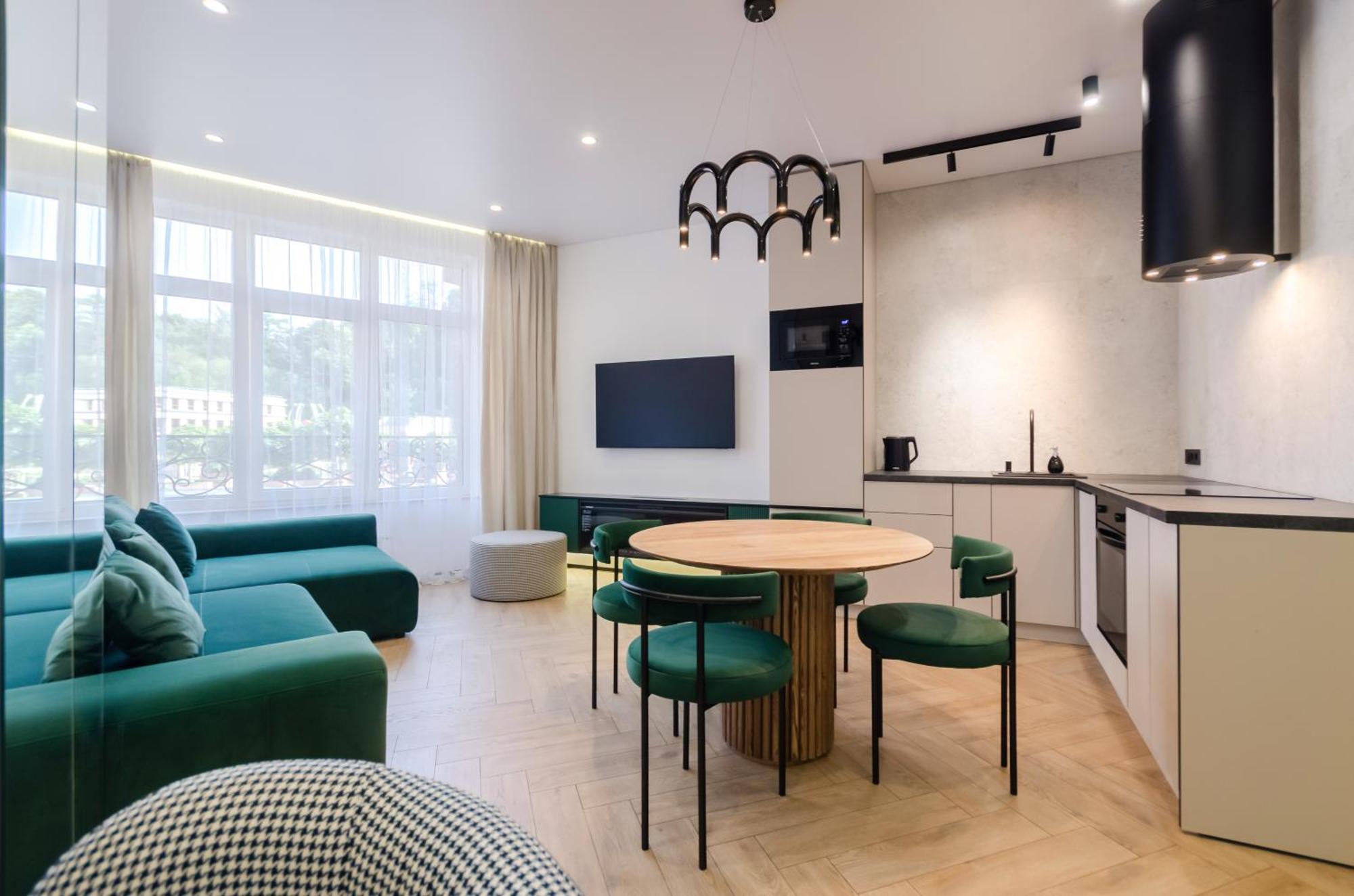 Petrovdom 02-76B Luxury Living In Rc Pechersk Plaza, Mykhaila Boichuka 19-А เคียฟ ภายนอก รูปภาพ