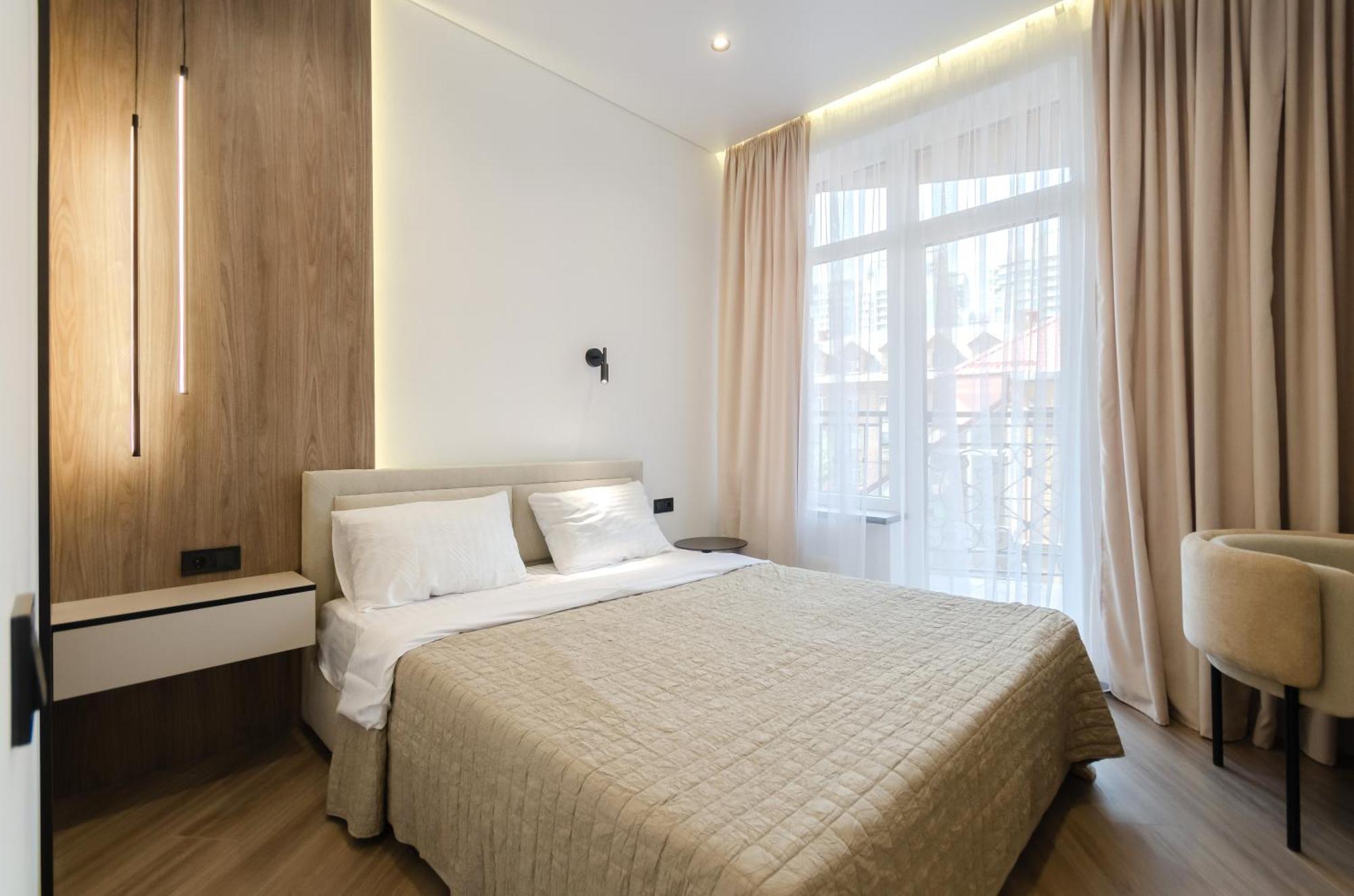 Petrovdom 02-76B Luxury Living In Rc Pechersk Plaza, Mykhaila Boichuka 19-А เคียฟ ภายนอก รูปภาพ