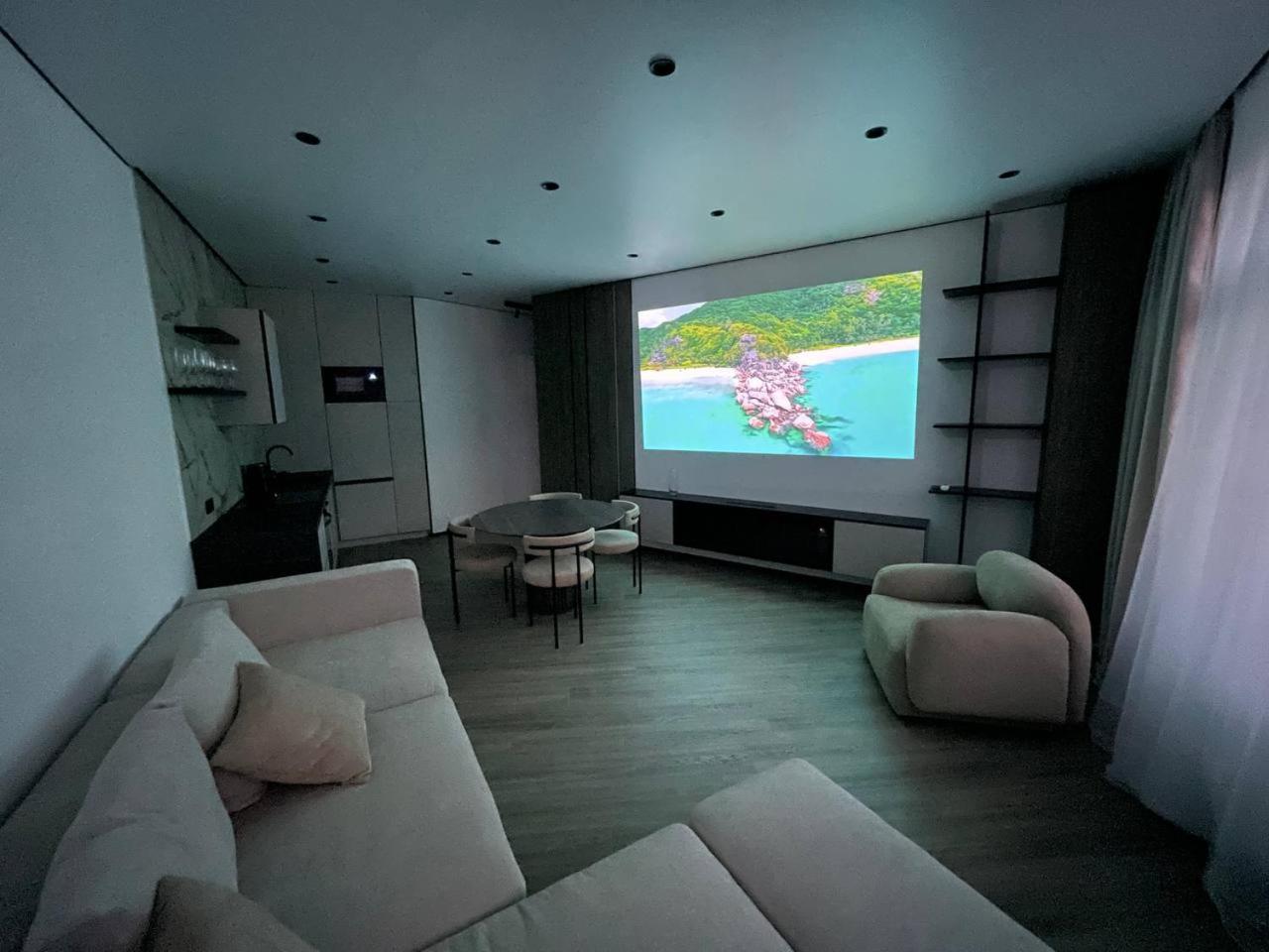 Petrovdom 02-76B Luxury Living In Rc Pechersk Plaza, Mykhaila Boichuka 19-А เคียฟ ภายนอก รูปภาพ