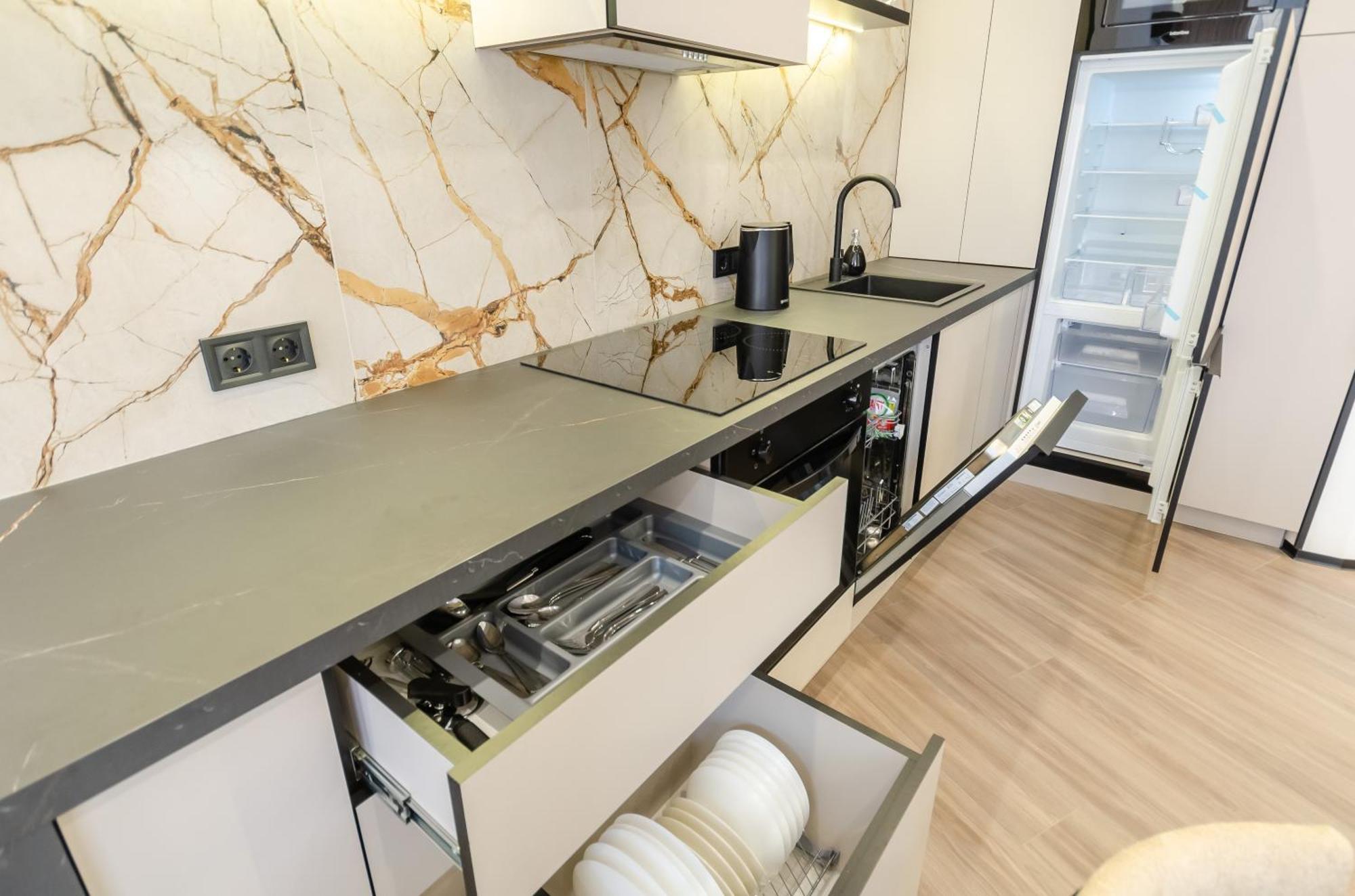 Petrovdom 02-76B Luxury Living In Rc Pechersk Plaza, Mykhaila Boichuka 19-А เคียฟ ภายนอก รูปภาพ