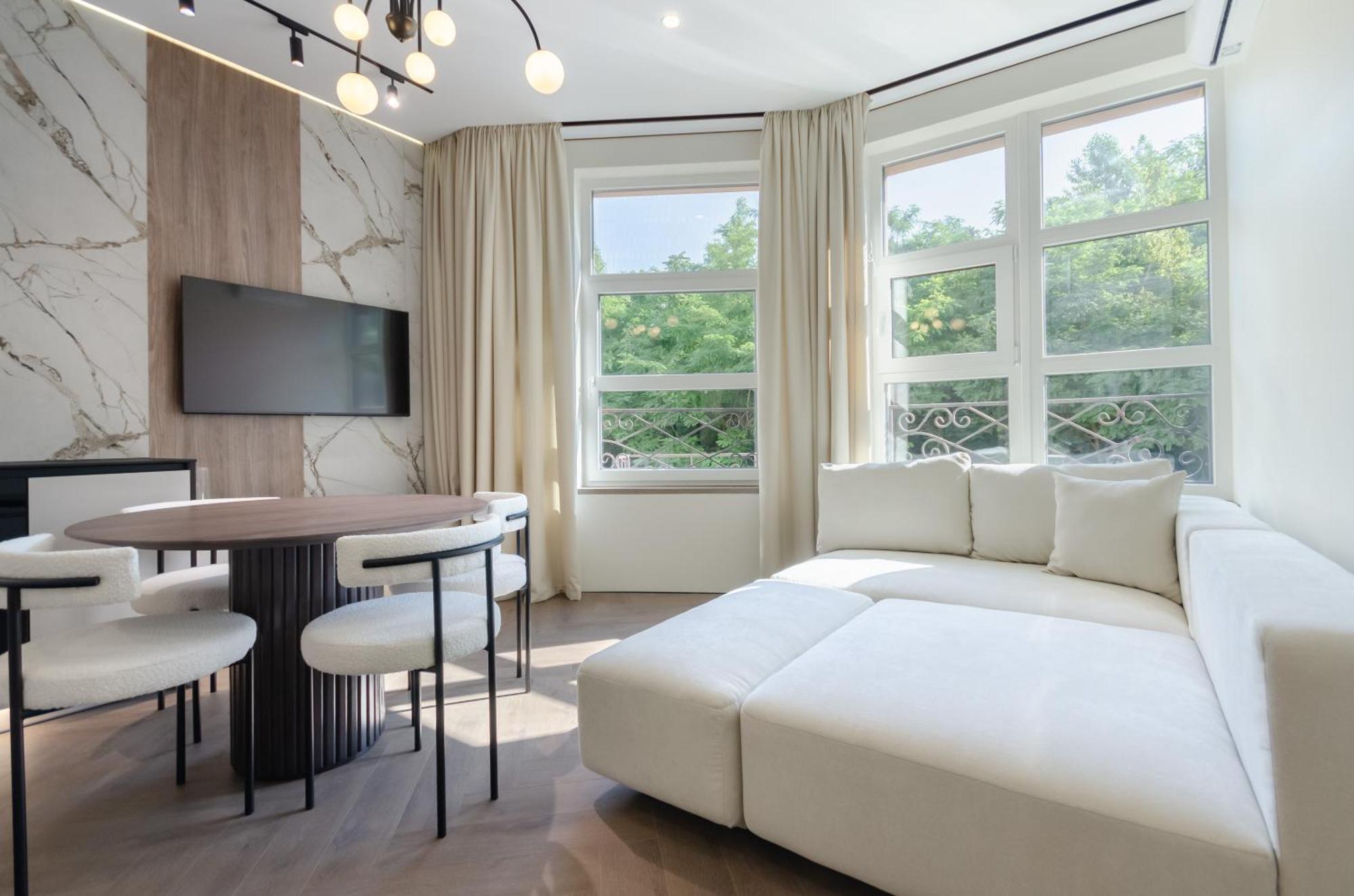 Petrovdom 02-76B Luxury Living In Rc Pechersk Plaza, Mykhaila Boichuka 19-А เคียฟ ภายนอก รูปภาพ